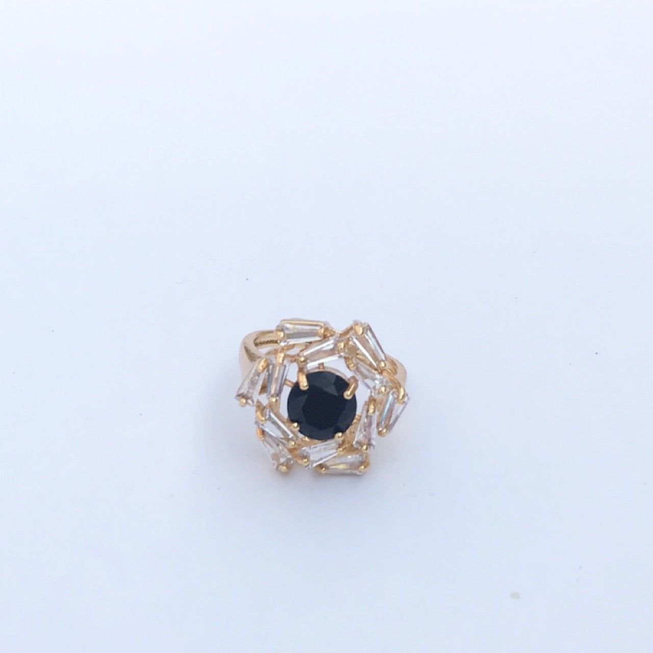 Signature Diamond cut Ring - One Carat Gold Plated