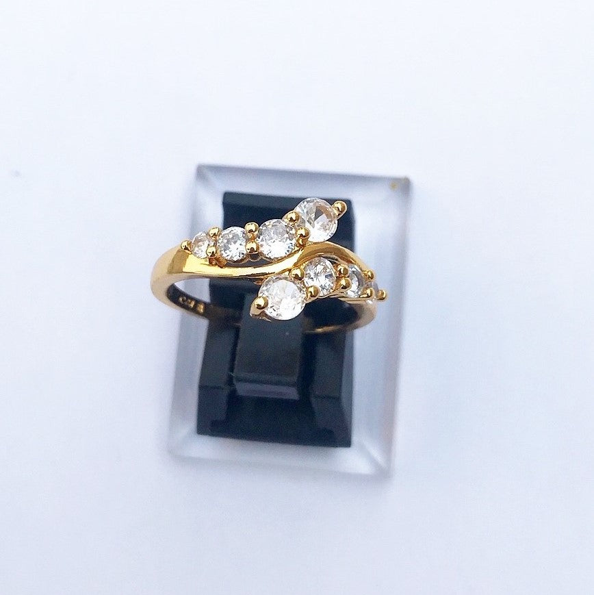 Pleasing Leaf petal Ring - One Carat Gold Plated