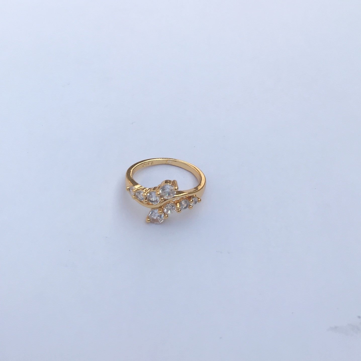 Pleasing Leaf petal Ring - One Carat Gold Plated