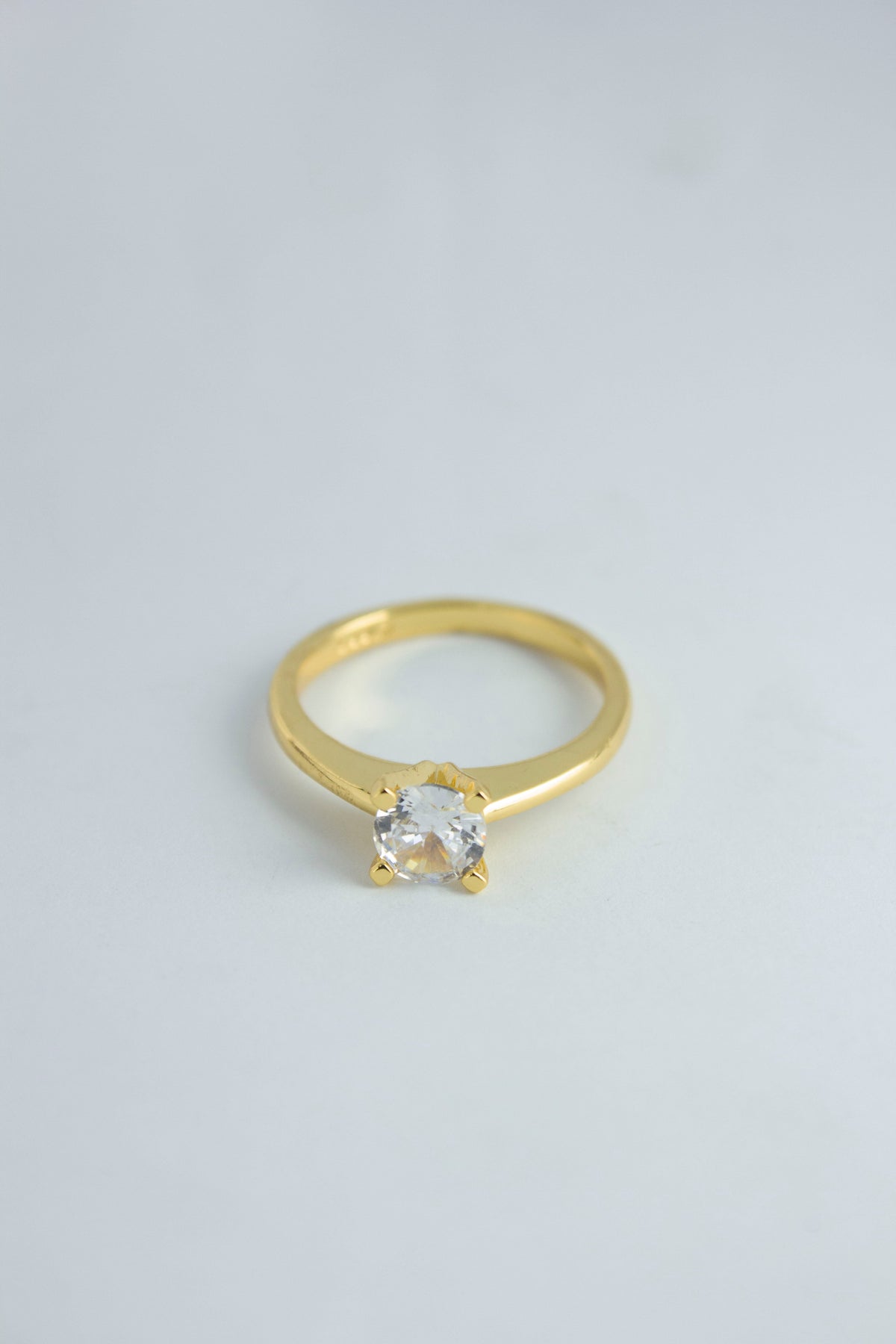 Simple Minimalistic Design Diamond Ring