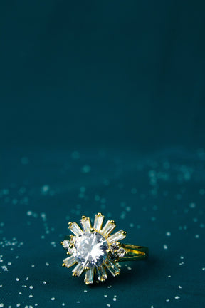 Special Round Ring - White Diamond - One Carat Gold Plated